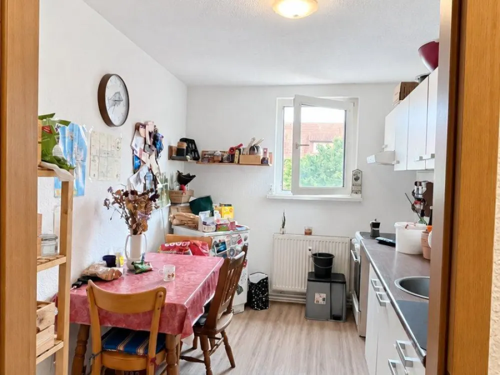 2-Zimmer-Wohnung mit Einbauküche in zentraler Lage