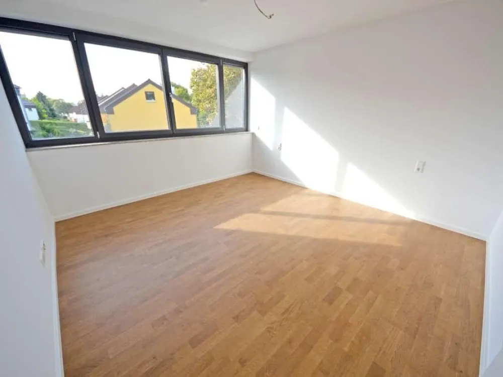 WEITBLICK:Traumhafte 2-Zimmer-Wohnung mit Sonnenterrasse in Tamm!