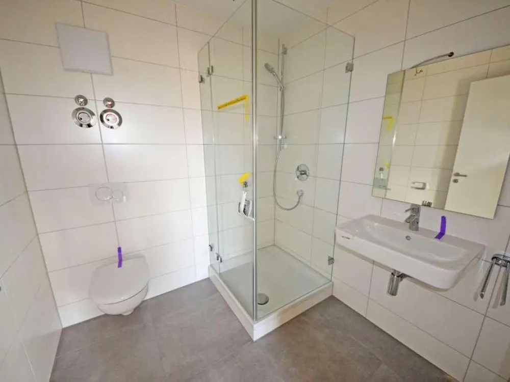 WEITBLICK:Traumhafte 2-Zimmer-Wohnung mit Sonnenterrasse in Tamm!