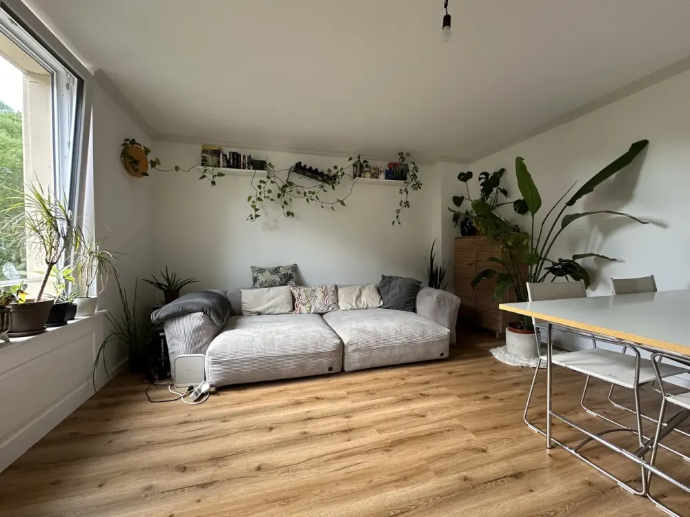 Moderne 2-Zimmer-Wohnung mit sonnigem Balkon im beliebten Stuttgarter Süden