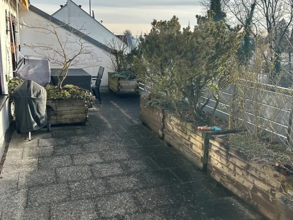 Freundliche 3-Zimmer Dachterassen Wohnung in Karlsfeld