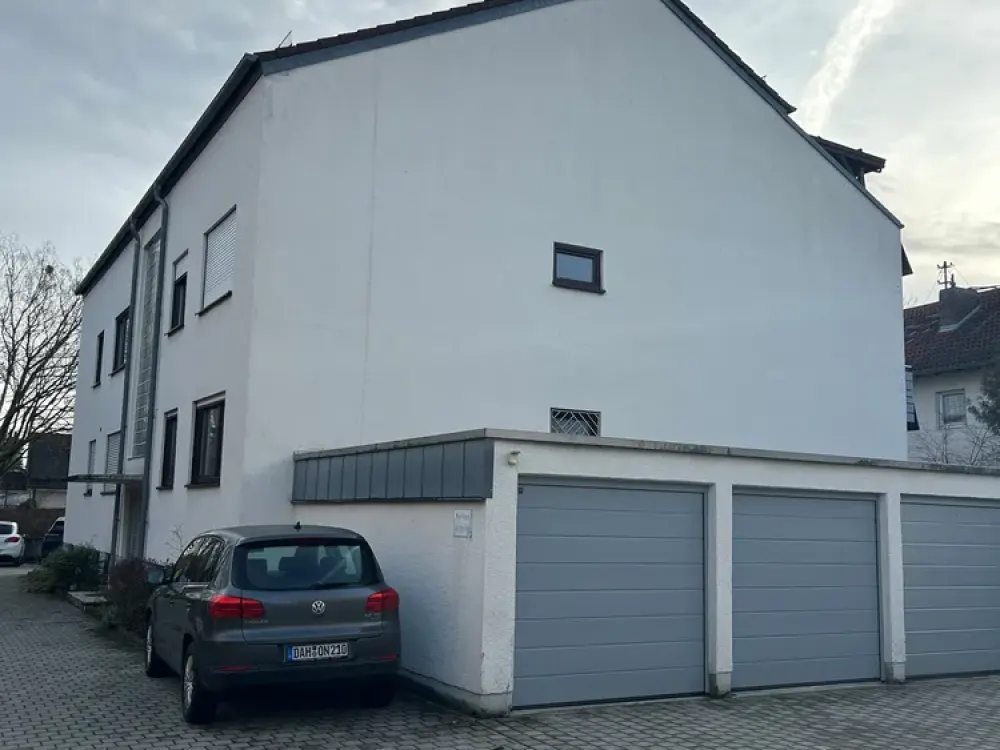 Freundliche 3-Zimmer Dachterassen Wohnung in Karlsfeld