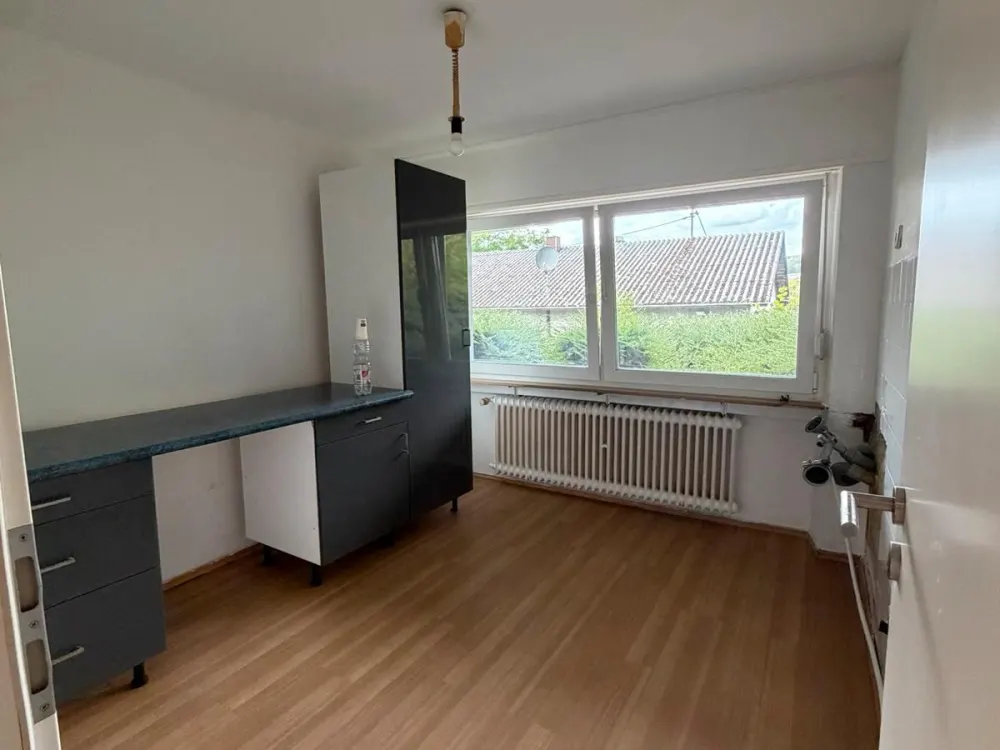 2-Zimmer-Wohnung mit modernisiertem Badezimmern zu vermieten
