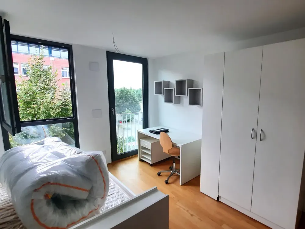 Teilmöblierte 1-Zimmer-Wohnung in Berlin- Adlershof nahe Uni-Campus