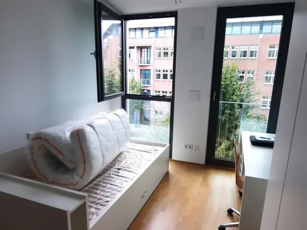 Teilmöblierte 1-Zimmer-Wohnung in Berlin- Adlershof nahe Uni-Campus