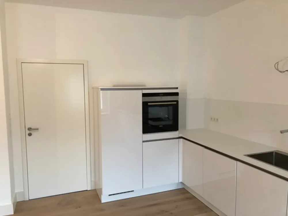 schicke DG Wohnung in Bornheim