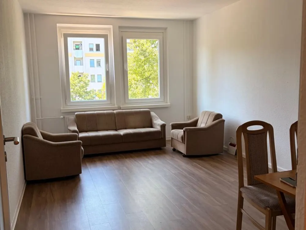 Bright & Spacious Room for Female Students, €235 All-Inclusive