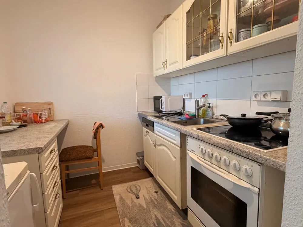 Bright & Spacious Room for Female Students, €235 All-Inclusive