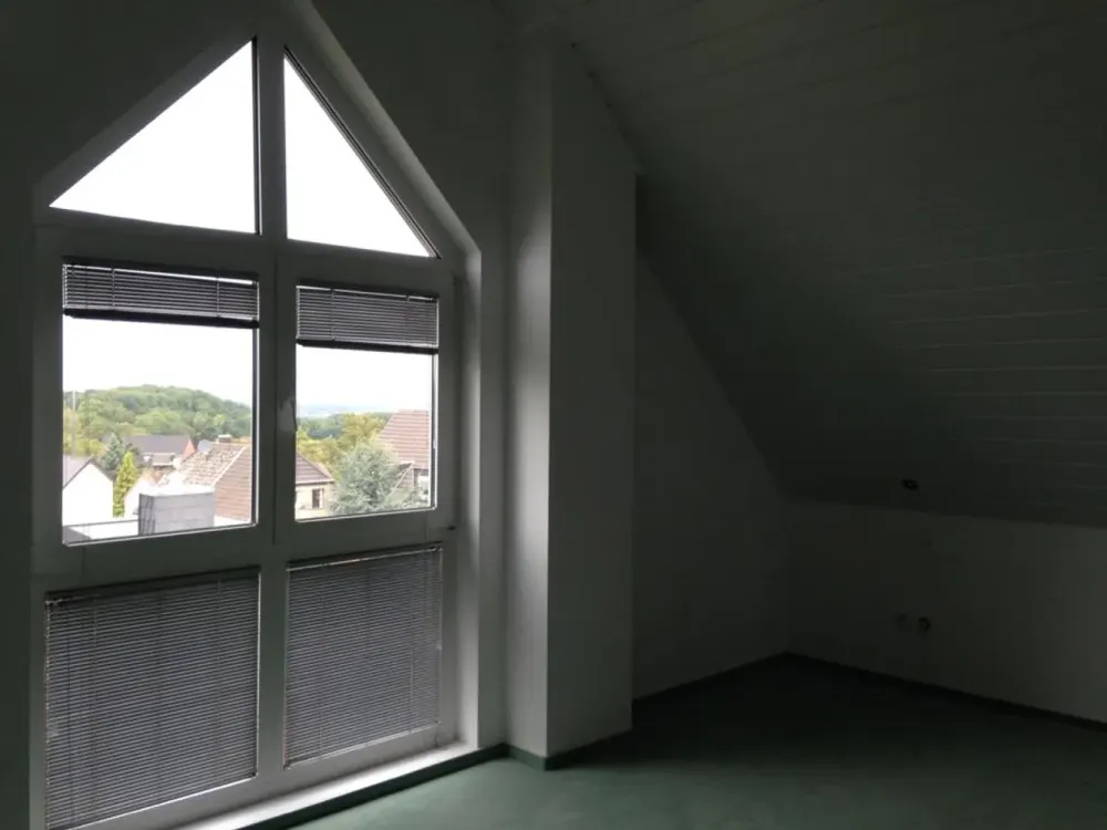 Tolle Maisonette-Wohnung mit 3 Zimmern in Hürth