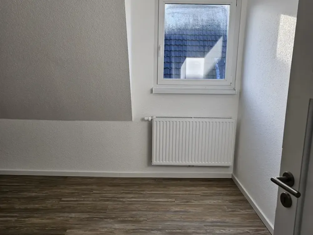 Geschmackvolle 3-Raum-DG-Wohnung im Düsseldorfer Norden