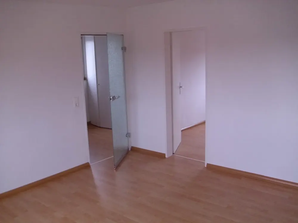 CALL ONLY, NO EMAIL! Apartment with 2 Rooms and Balcony in Köln-Westhoven