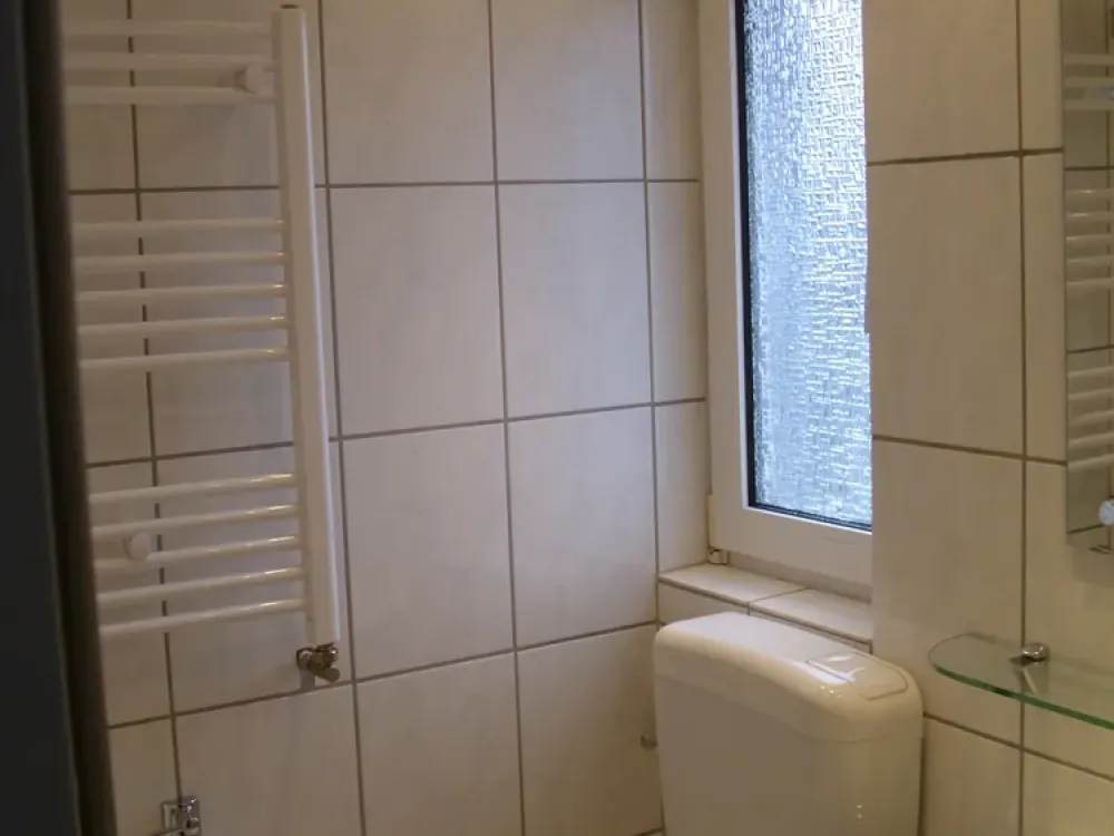 CALL ONLY, NO EMAIL! Apartment with 2 Rooms and Balcony in Köln-Westhoven