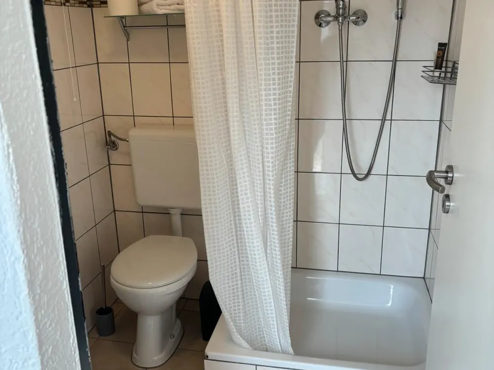 1 Zimmer Wohnung Möbiliert,