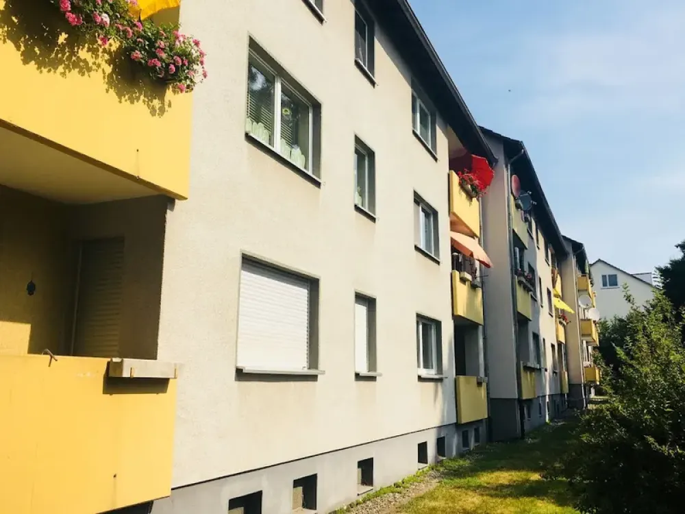 Familienfreundliche 4-Zimmer-Wohnung mit Balkon in Kassel-Wesertor
