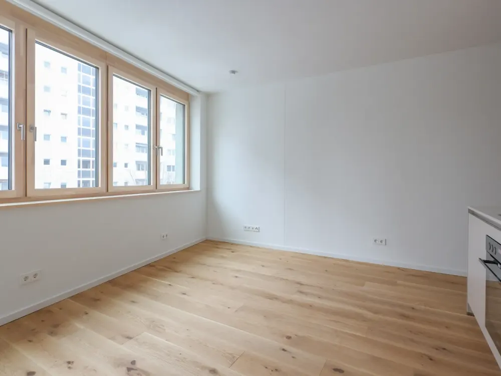 NEW BUILDING in Westend - Cozy 2-Room Apartment with Balcony, Fitted Kitchen and Shower Bath