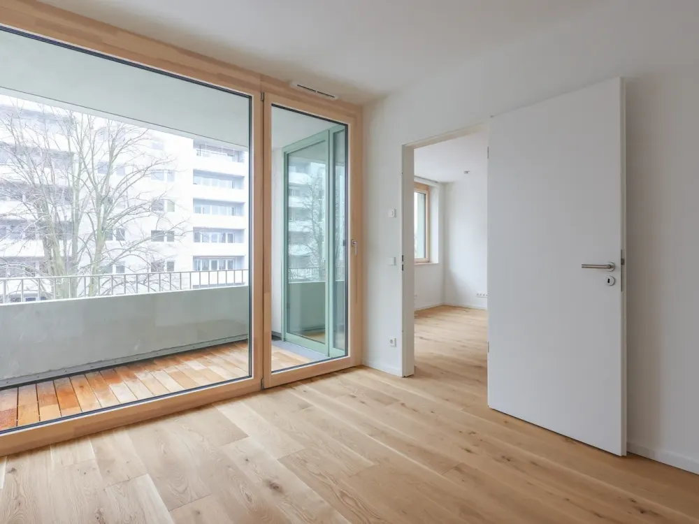 NEW BUILDING in Westend - Cozy 2-Room Apartment with Balcony, Fitted Kitchen and Shower Bath