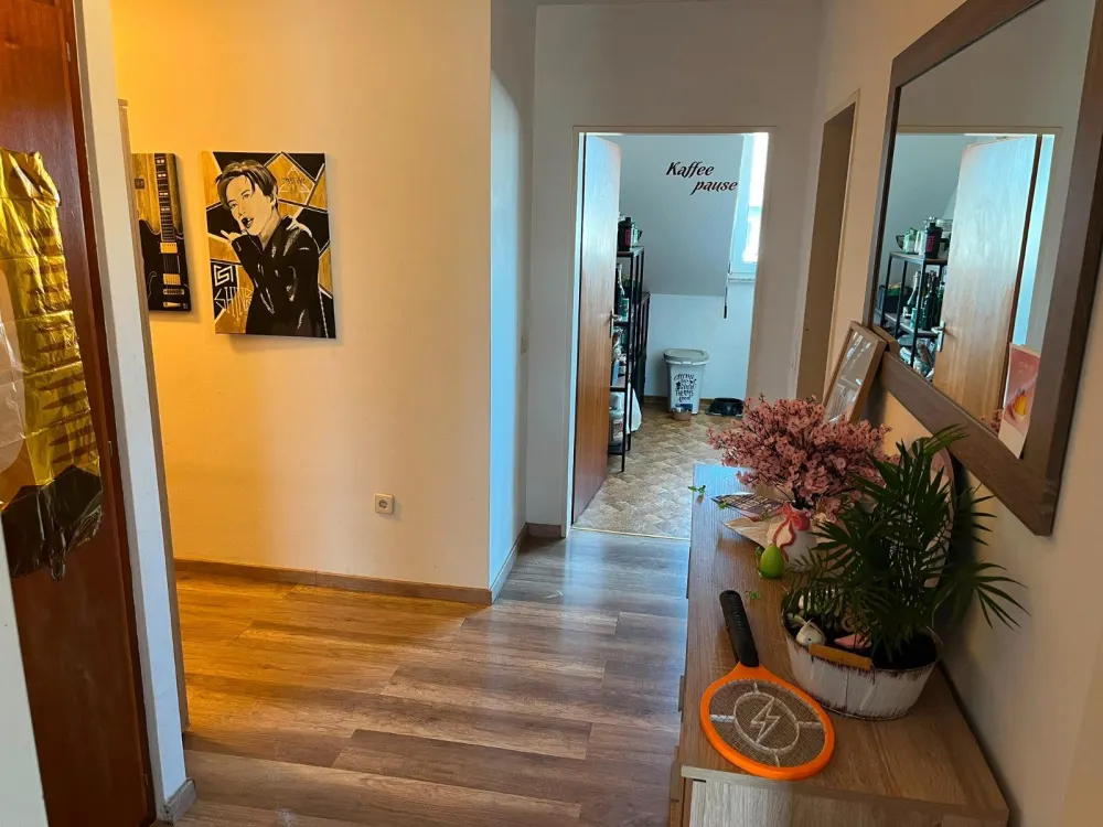 Schöne 2 Zimmer Wohnung in Bürrig