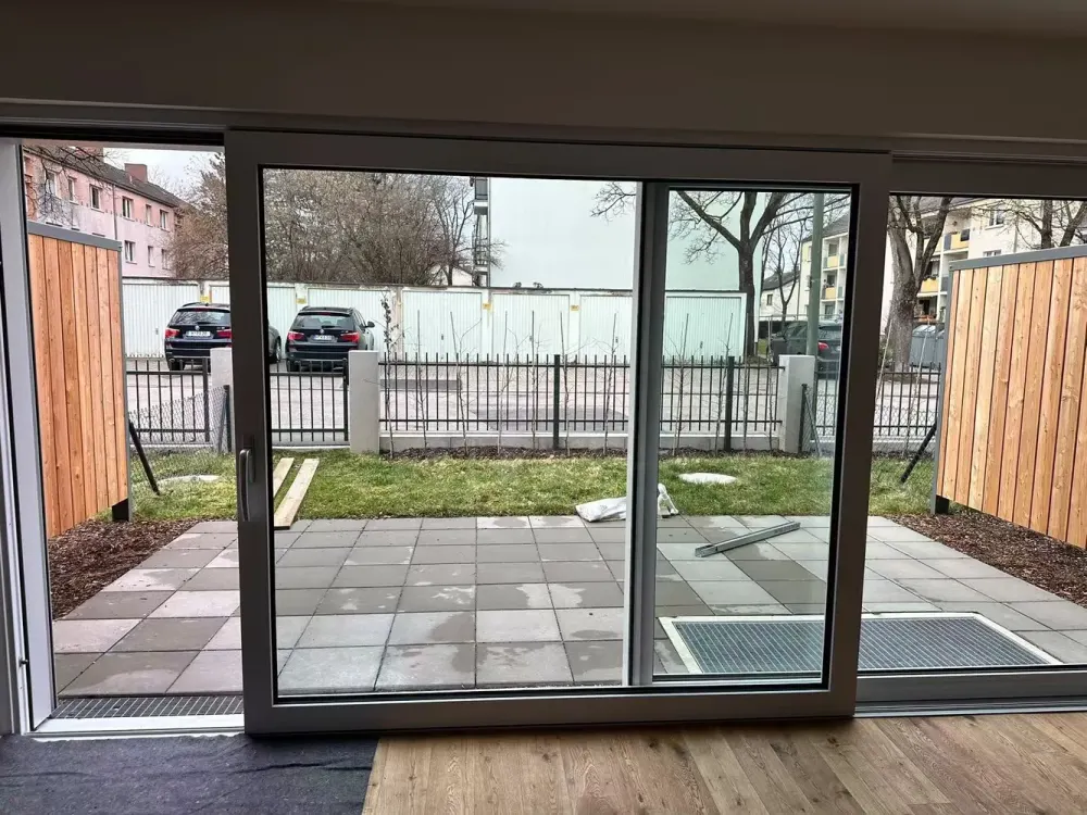 Spacious 5-Room Mid-Terrace House with Garden and Underground Parking