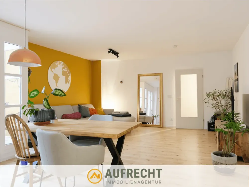 AUFRECHT °Leben in Solln°, großzügige 2-Zimmer-Wohnung mit gemütlichen Balkon