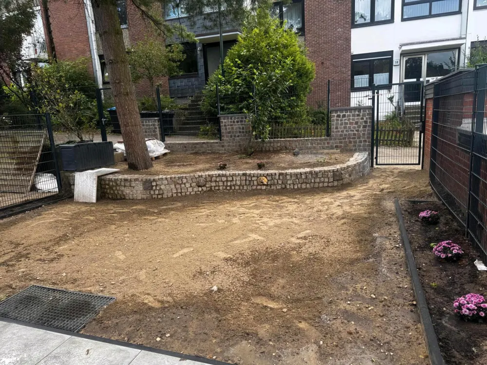 Wohnung zu vermieten 2 zimmer mit garden ab november frei