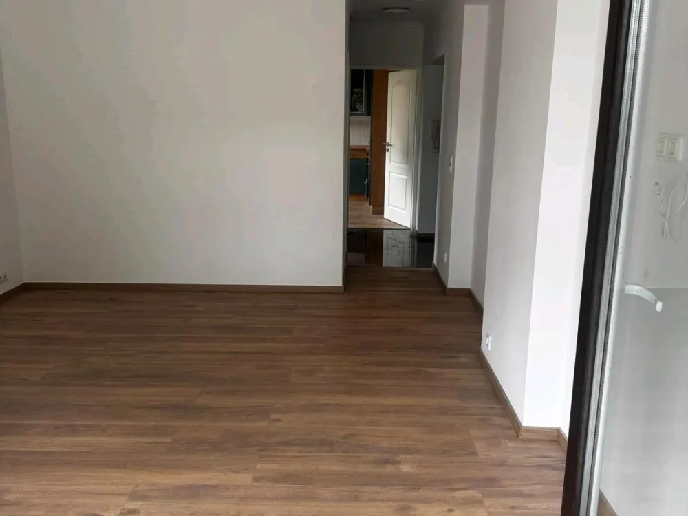 Wohnung zu vermieten 2 zimmer mit garden ab november frei