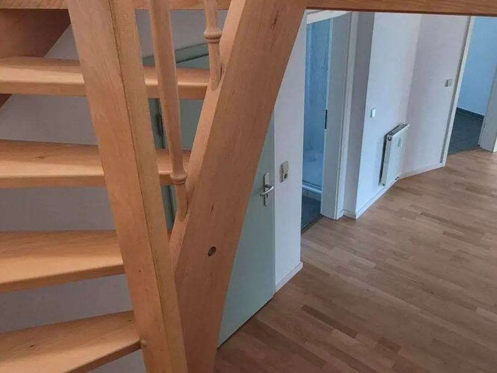 Großzügige 6-Zimmer-Maisonettewohnung mit 138 m² im Gründerzeithaus in Dresden-Cotta
