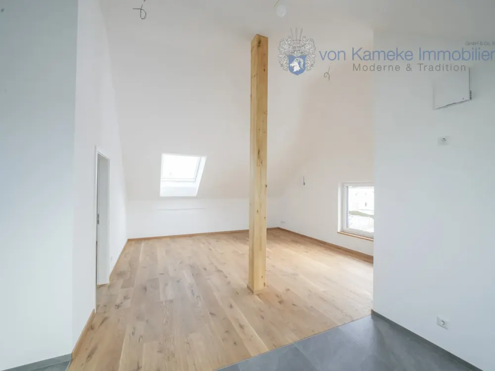 NEUBAU: 2-Zi.-Neubauwohnung (KfW 55), barrierefrei, Balkon, Aufzug & TG-Stellplatz