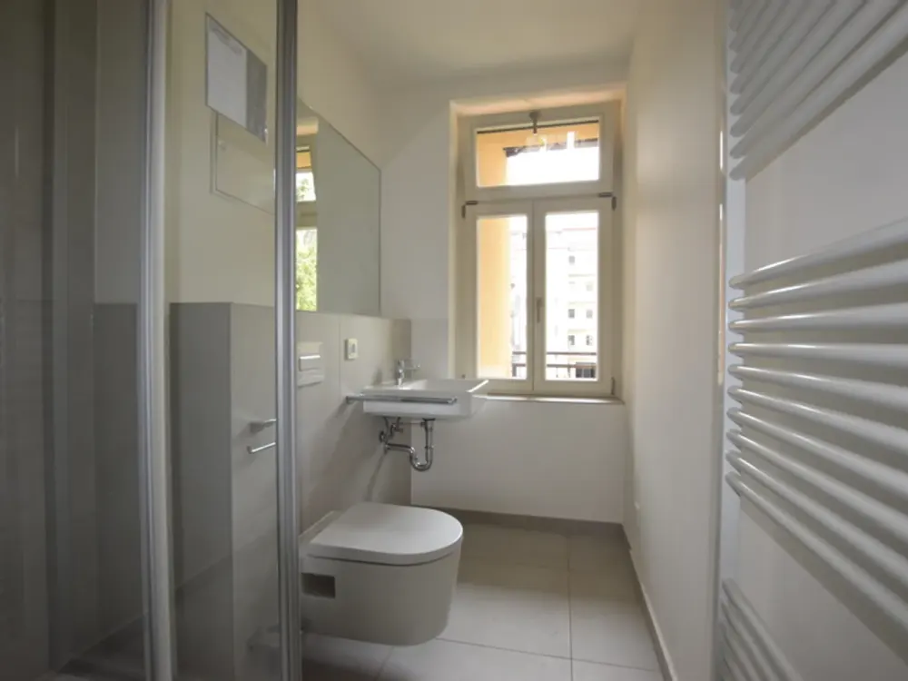 Erstbezug nach Sanierung vollmöbliertes, stilvolles Apartment in Toplage
