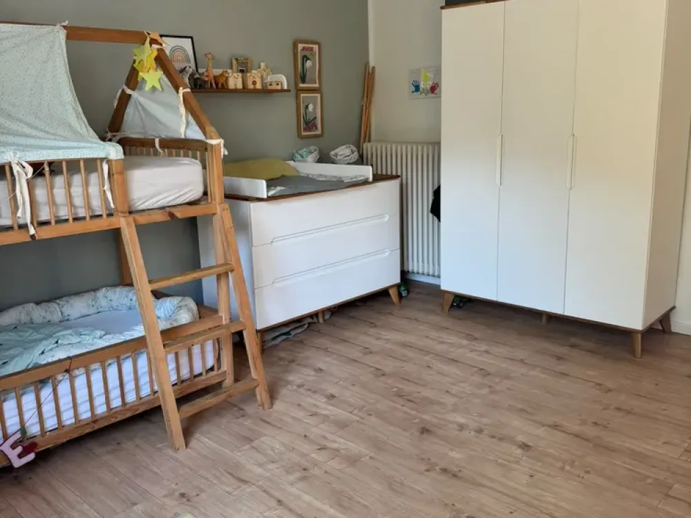 Großzügige 4 Zimmer-Wohnung mit kleinem Balkon im Frankfurter Westend
