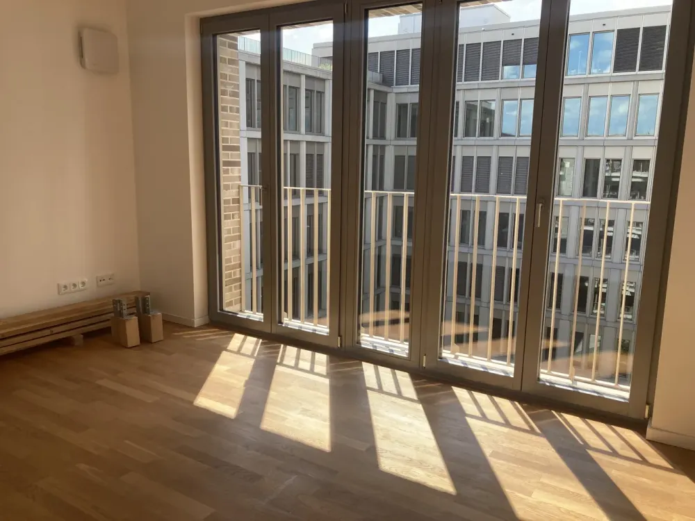 Moderne 2 Zimmer-Wohnung mit Einbauküche und Balkon in bester Lage zu vermieten.