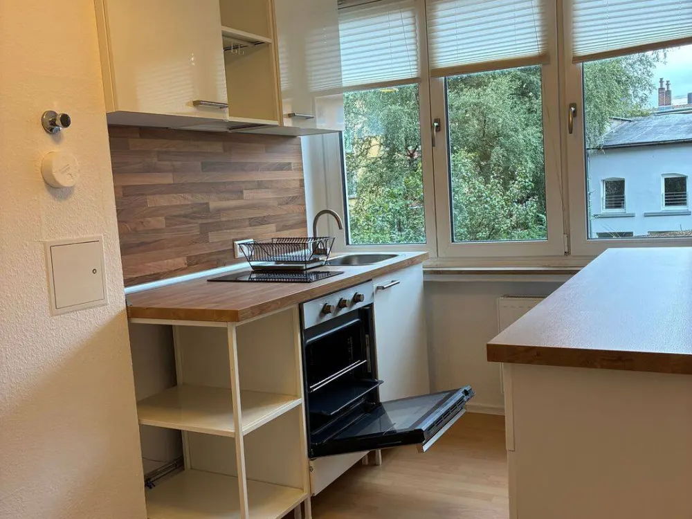 Großzügiges 45,66- m2 -Wohnstudio mit separate Küche, Bad und Balkon - ideal für Studierende