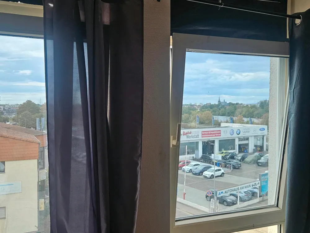 Großzügige 4 Zimmer Maisonetten Wohnung
