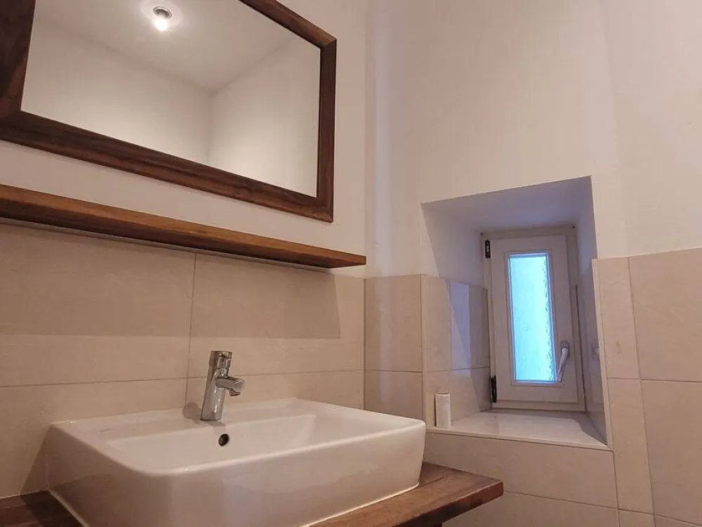 Stilvolle 2-Zimmer-Wohnung mit Terrasse