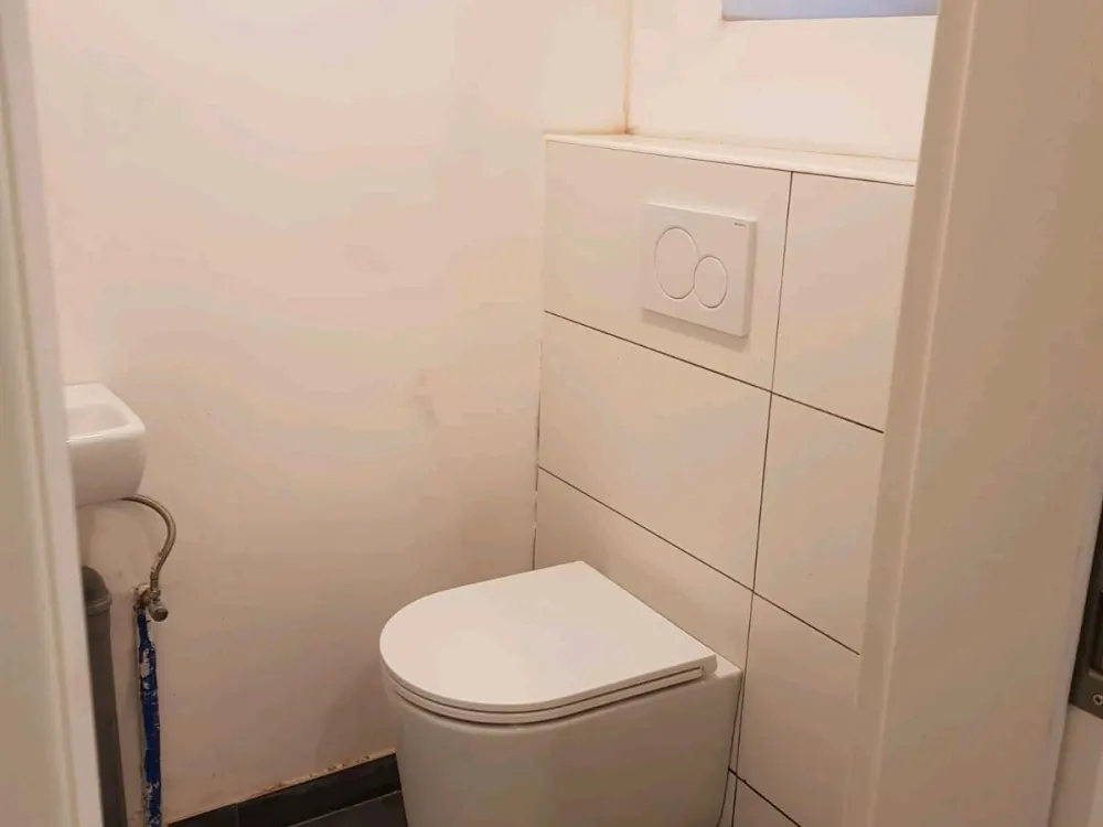 Traumwohnung nach Kernsanierung! 2 Zimmer, Terrasse & Garten