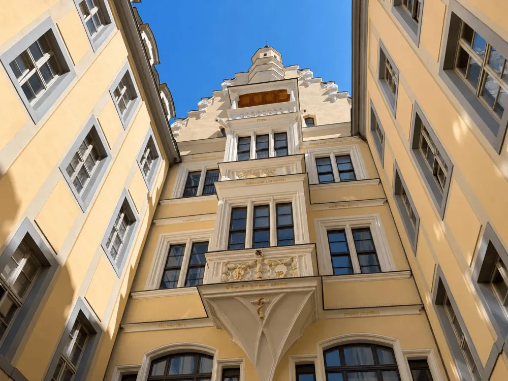 Zentraler geht nicht! 2 Raumwohnung mit neuer EBK direkt im Barthels Hof!