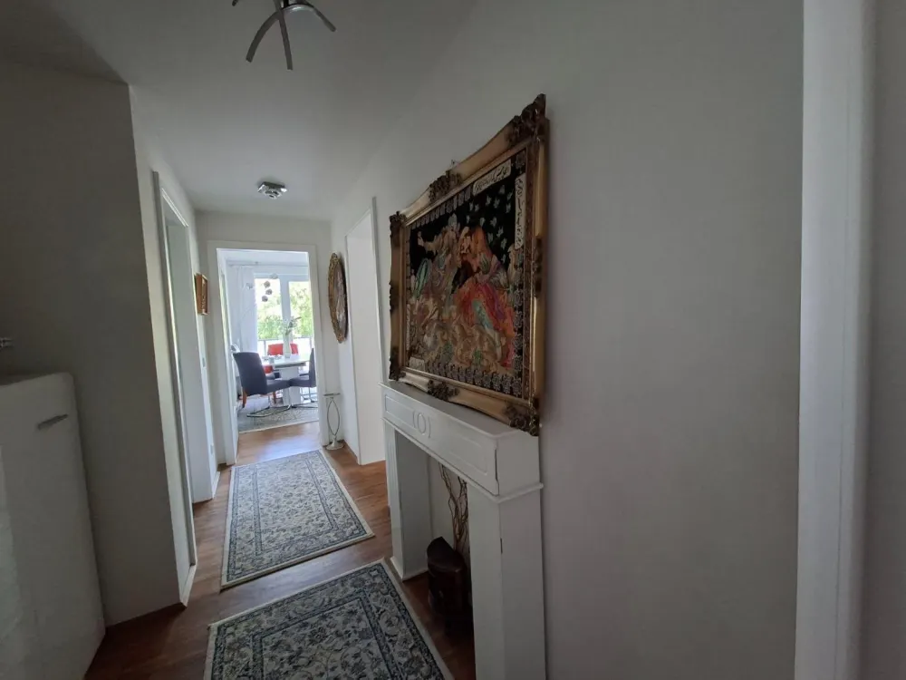 Moderne 3 Raumwohnung mit Balkon und Tiefgaragenstellplatz in Dresden