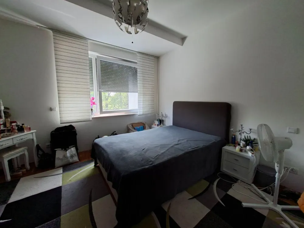Moderne 3 Raumwohnung mit Balkon und Tiefgaragenstellplatz in Dresden