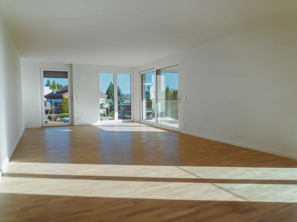 Familienwohnung am Feldrand, Erstbezug mit Küche, 4 helle Zimmer - 30 Min. in Stuttgart