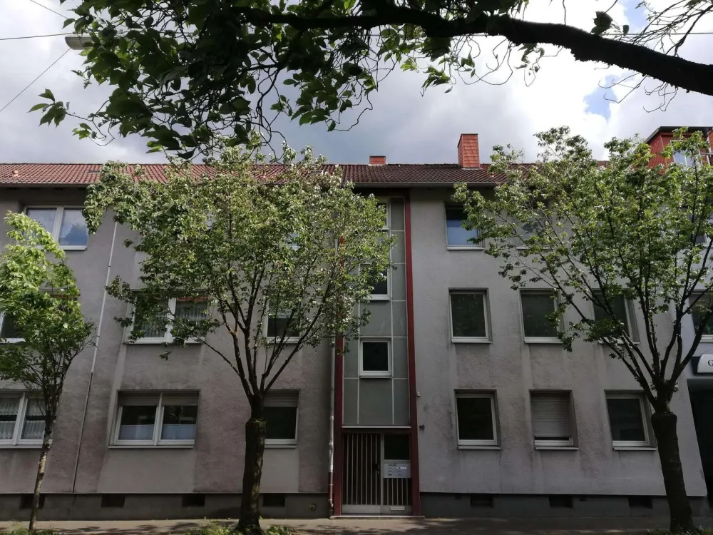 Annenstr. 90, 2. OG 2 schöne 2- Zi.- Whg. zu sofort