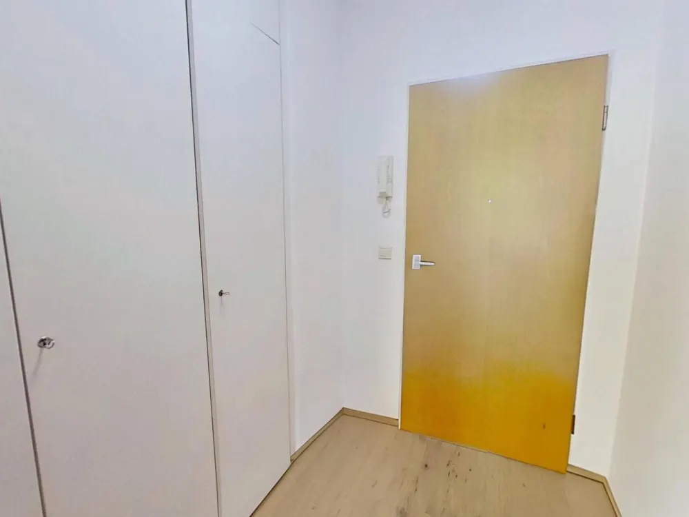 ** Helle 2 Zimmer-Wohnung mit BALKON in Hellerhof **