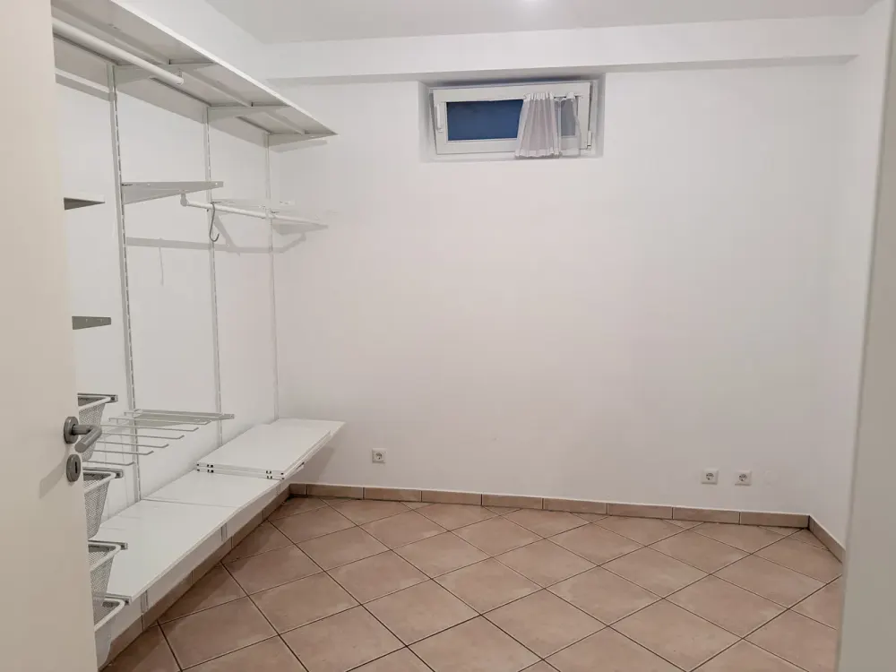 Gemütliche 2-Zimmer-Souterrain-Wohnung