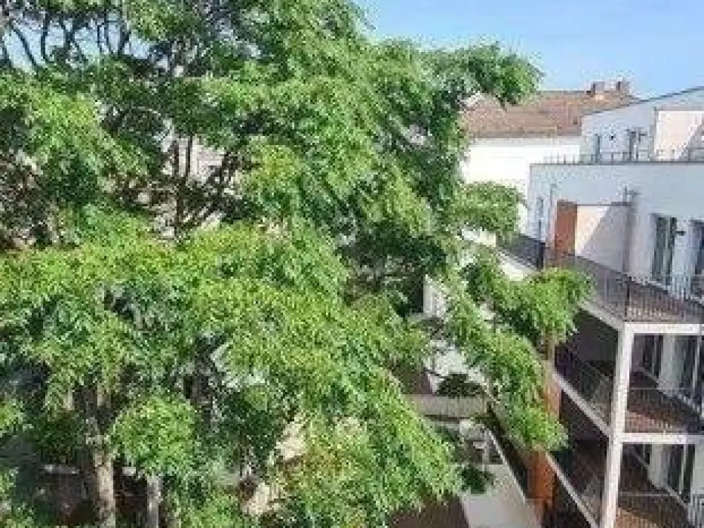 Ab 15.10.2026- schickes Zimmer in 3er WG mit Top Lage vom Gallus Viertel