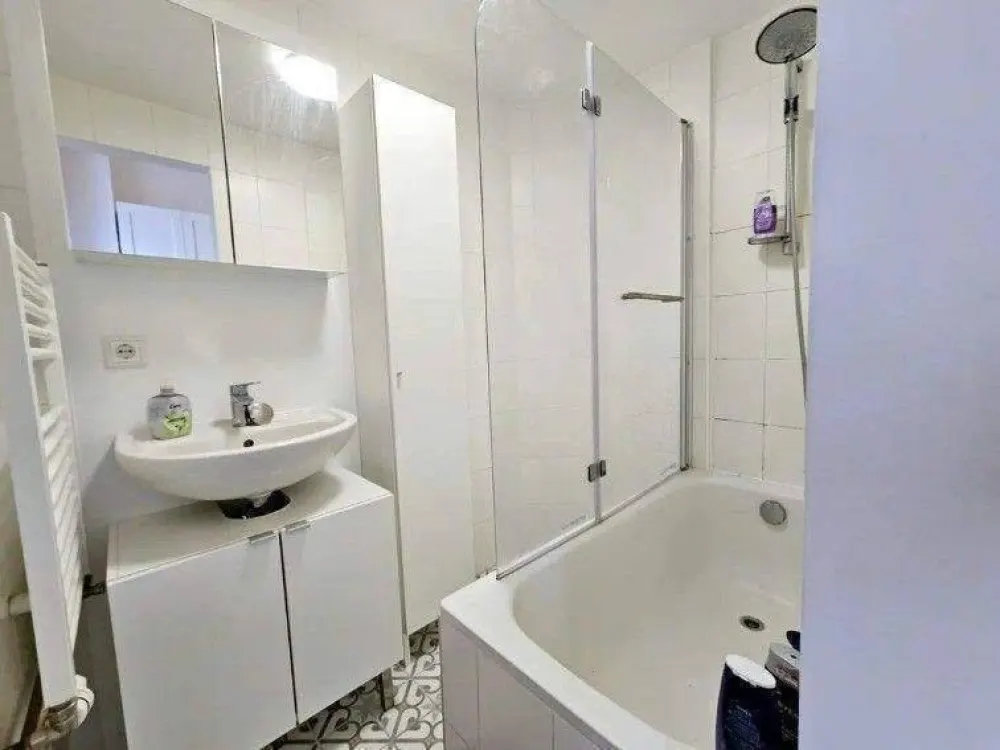 Ab 15.10.2026- schickes Zimmer in 3er WG mit Top Lage vom Gallus Viertel