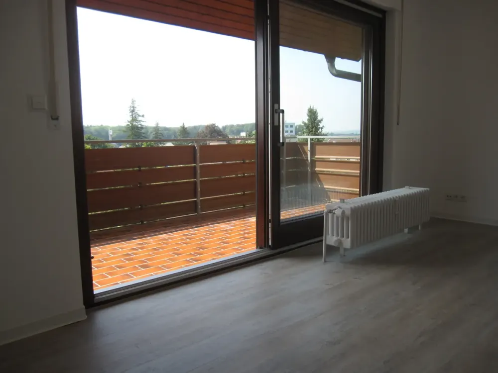 Schöne Wohnung mit großem Südbalkon