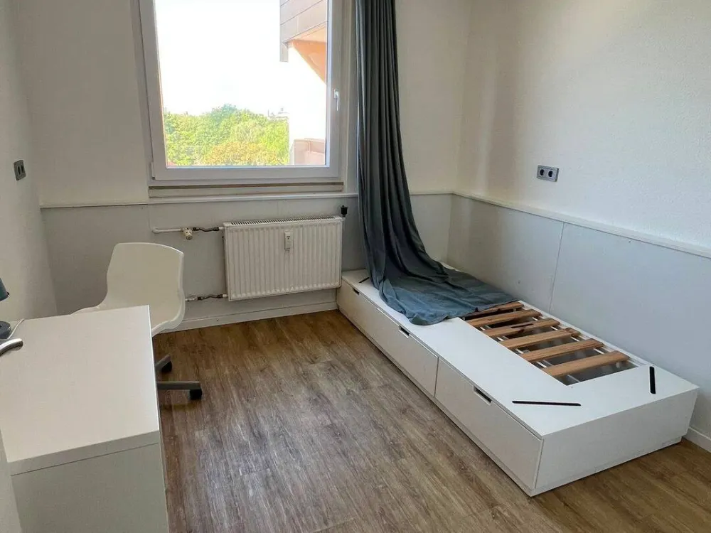 3er-WG in Frankfurt | möbliert | Balkon | Nähe Uni Riedberg