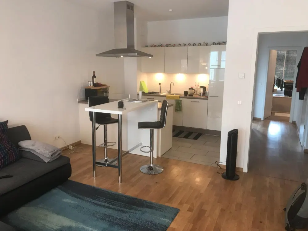 Schöne möblierte 2-Zimmer-Wohnung am Gleisdreieck | Ab 21.09.