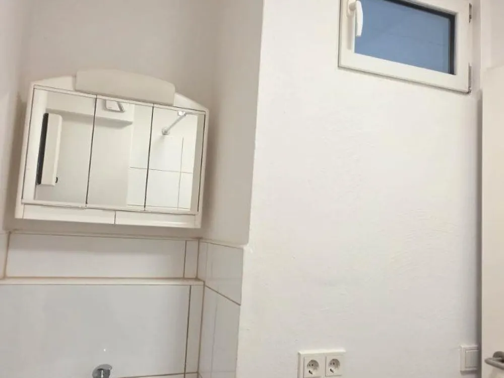 Helle 2 ZKB-Wohnung mit Einbauküche in Püttlingen - frei ab 01.10