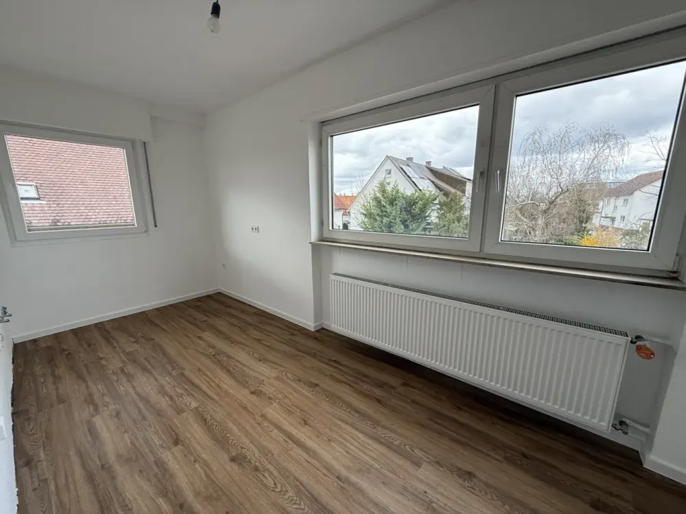 Attraktive 2-Zimmer-Wohnung mit Stellplatz in Eggenstein-Leopoldshafen
