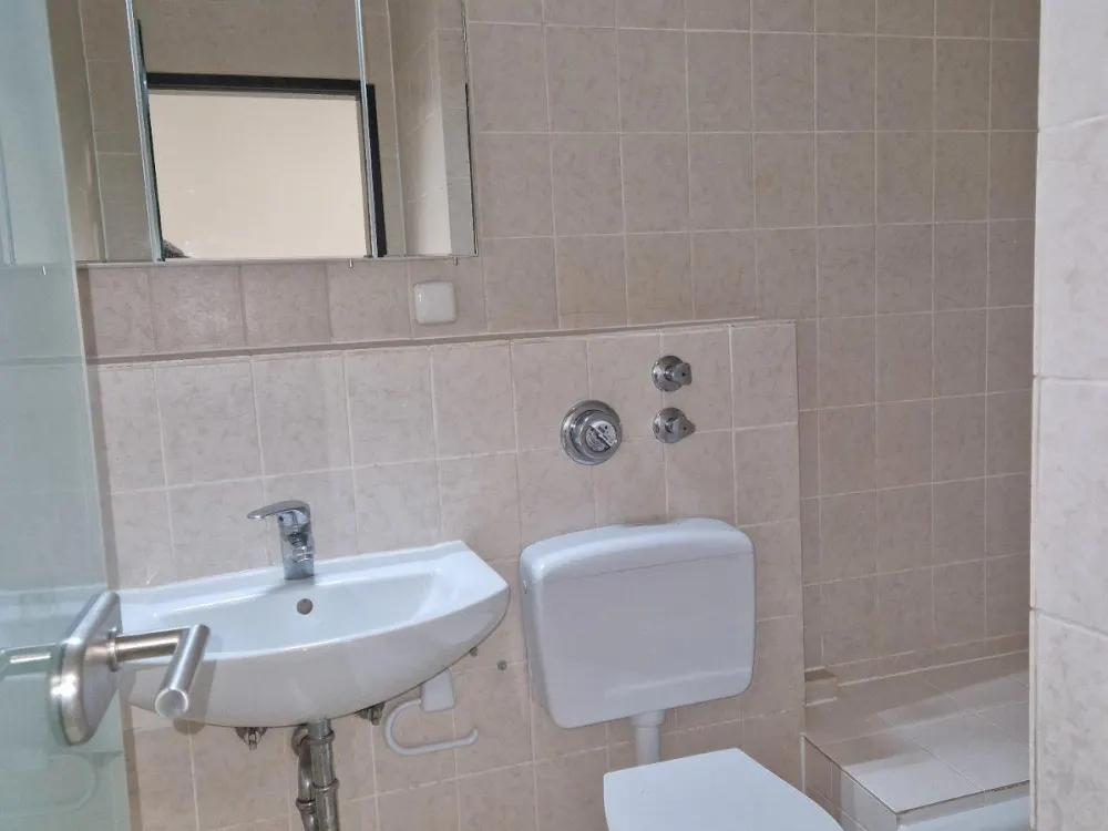 1 Zimmer Wohnung in Hannover Badenstedt Davenstedt von Privat