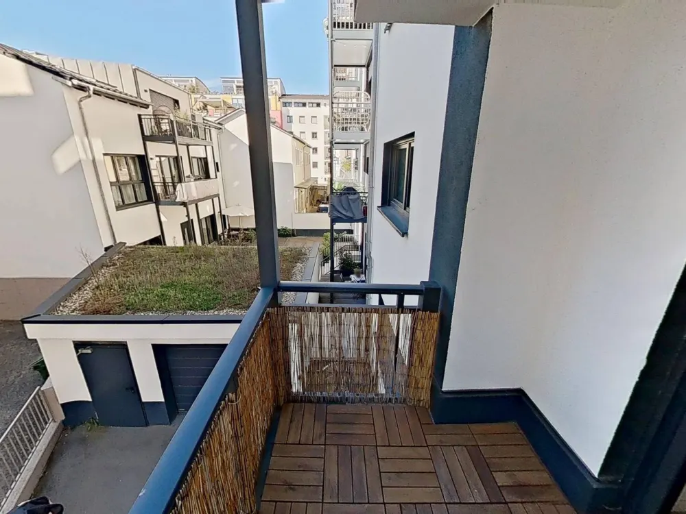 Helle 3-Zimmer-Wohnung mit BALKON und moderner EINBAUKÜCHE im Stuttgarter Westen